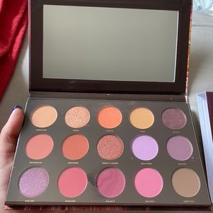 NWT Hipdot Eyeshadow Palatte